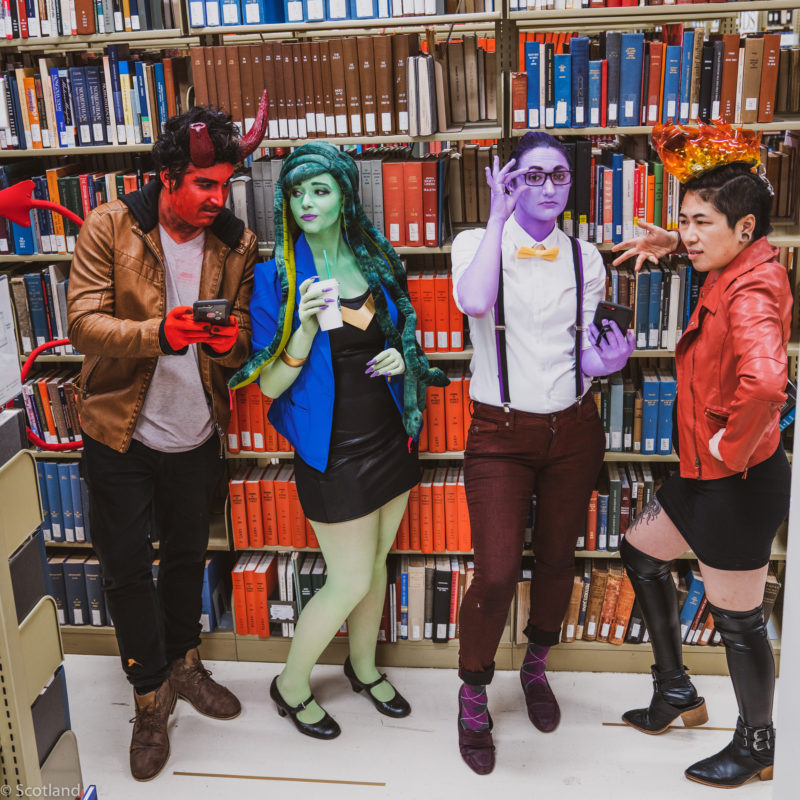 Vera - Monster Prom cosplay